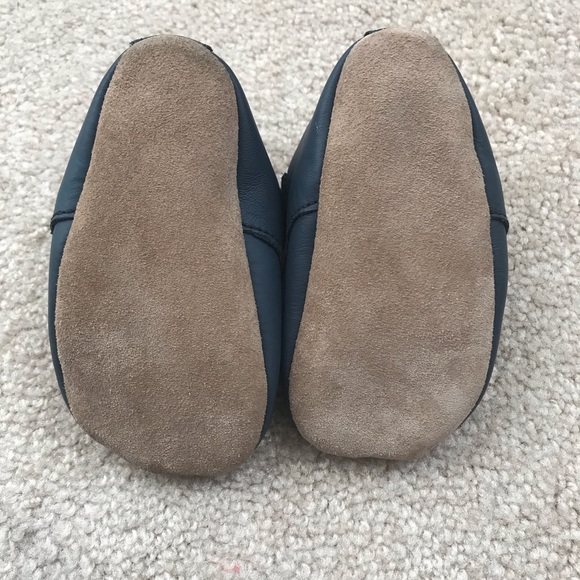 Navy baby bobux soft sole shoes - Picture 2 of 7